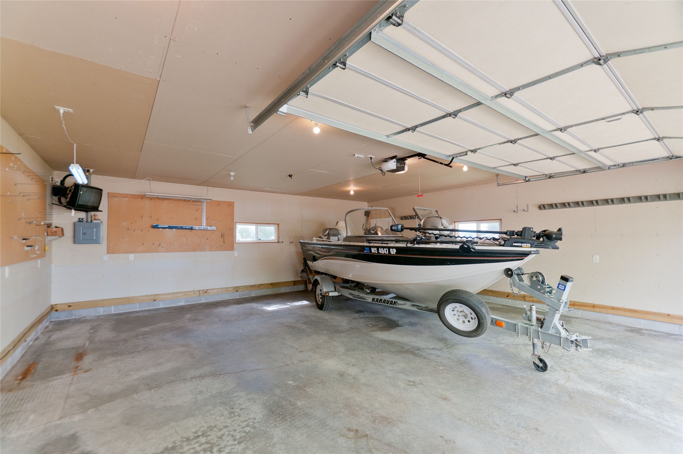 1661 20 1/2 Street Rice Lake, WI 54868 - Photo 14 of 37 detached garage interior