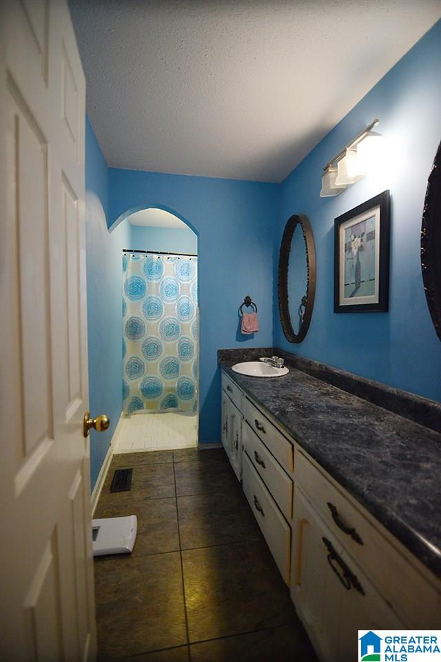 1214 11th Way Pleasant Grove, AL 35127 - Photo 3 of 6
