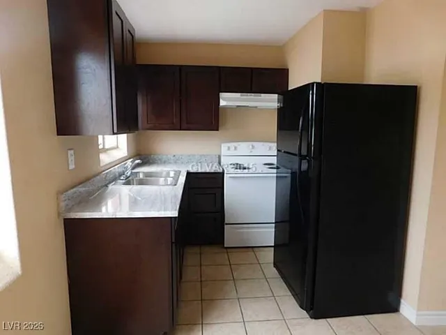 $700 | 311 North 11th Street, Unit C, Las Vegas, NV 89101
