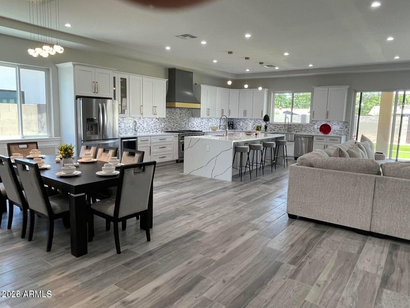 6824 North 14th Street Phoenix, AZ 85014 - Photo 3 of 30 20220522000740660714000000-o