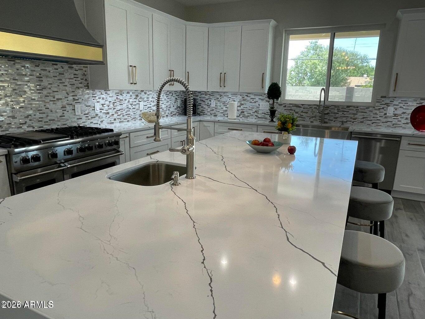 6824 North 14th Street Phoenix, AZ 85014 - Photo 9 of 30 20220522000735003902000000-o