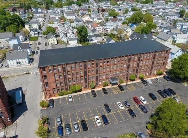 $299,000 | 34 Newhall Street, Unit 212, Lowell, MA 01852