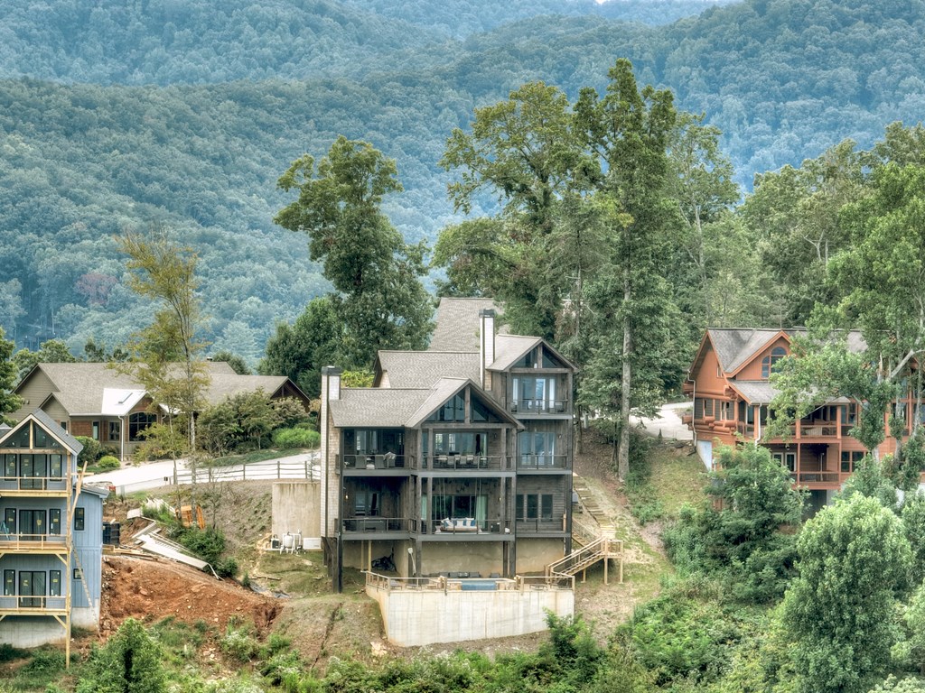 472 Overlook Drive Blue Ridge, GA 30513 - Photo 65 of 70 an aerial view of a house with swimming pool and a yard