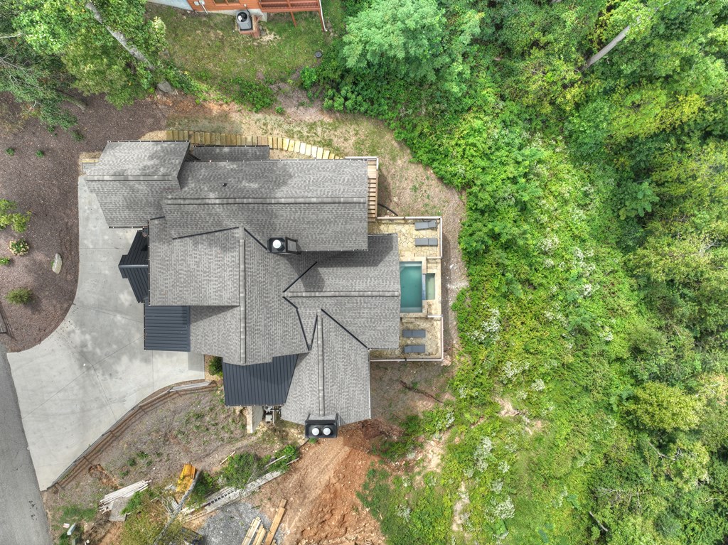 472 Overlook Drive Blue Ridge, GA 30513 - Photo 68 of 70 an aerial view of a house with a yard