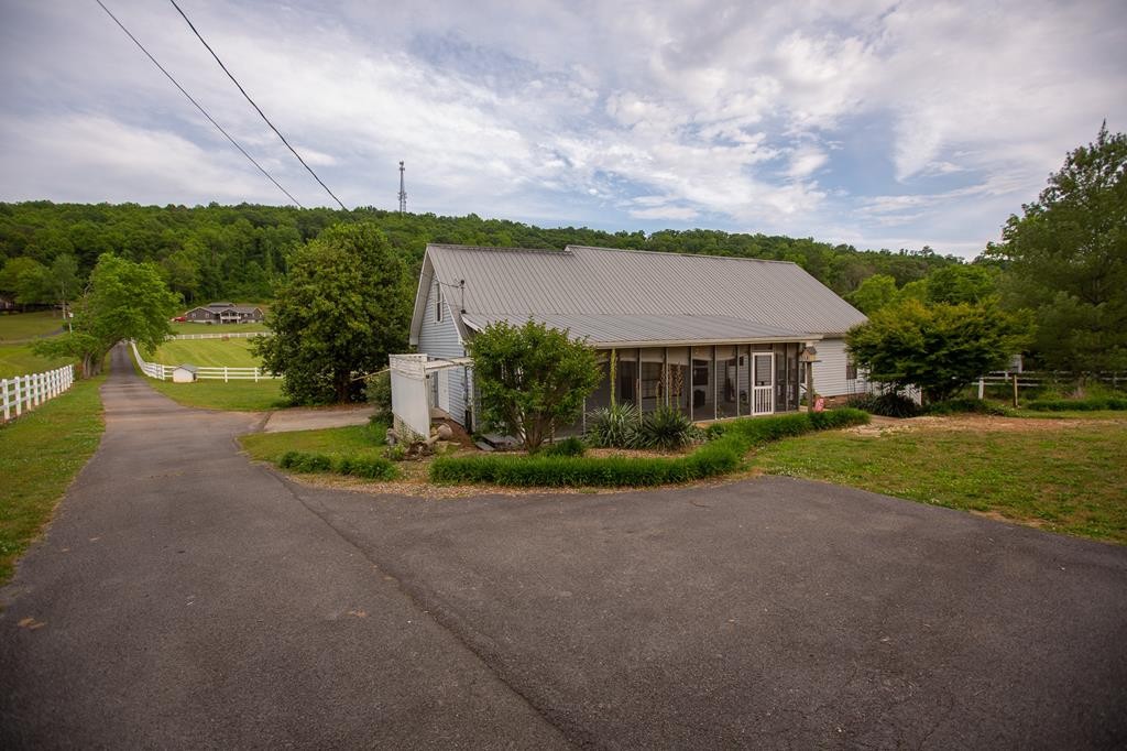 262 County Road 67 Riceville, TN 37370 - Photo 18 of 39 Gallery Image 18
