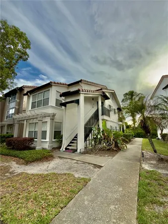 $1,600 | 5152 Conroy Road, Unit 17, Orlando, FL 32811