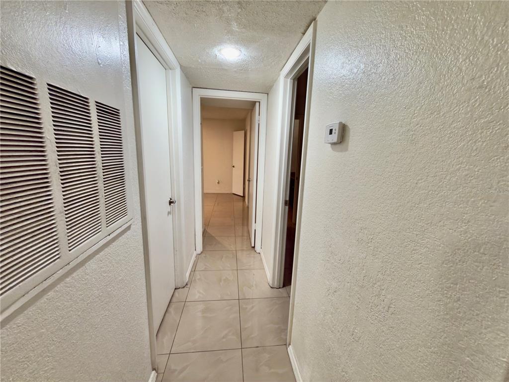 5152 Conroy Road, Unit 17 Orlando, FL 32811 - Photo 10 of 18