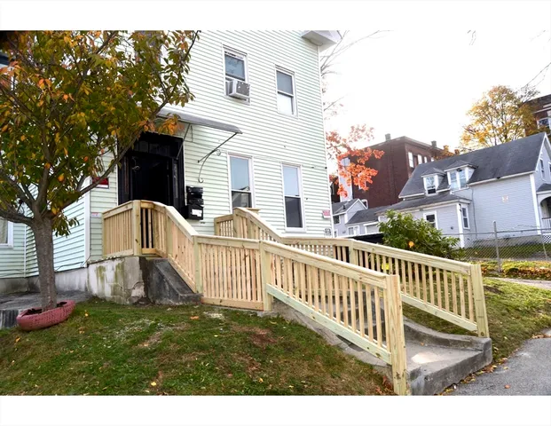 $740,000 | 13 West Street, Worcester, MA 01609
