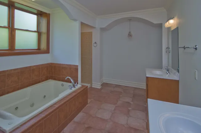 $1,995,000 | 81 Potts Road, Robbinsville, NJ 08691