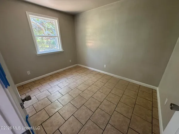 $1,350 | 3402 Chicago Avenue, Pascagoula, MS 39581