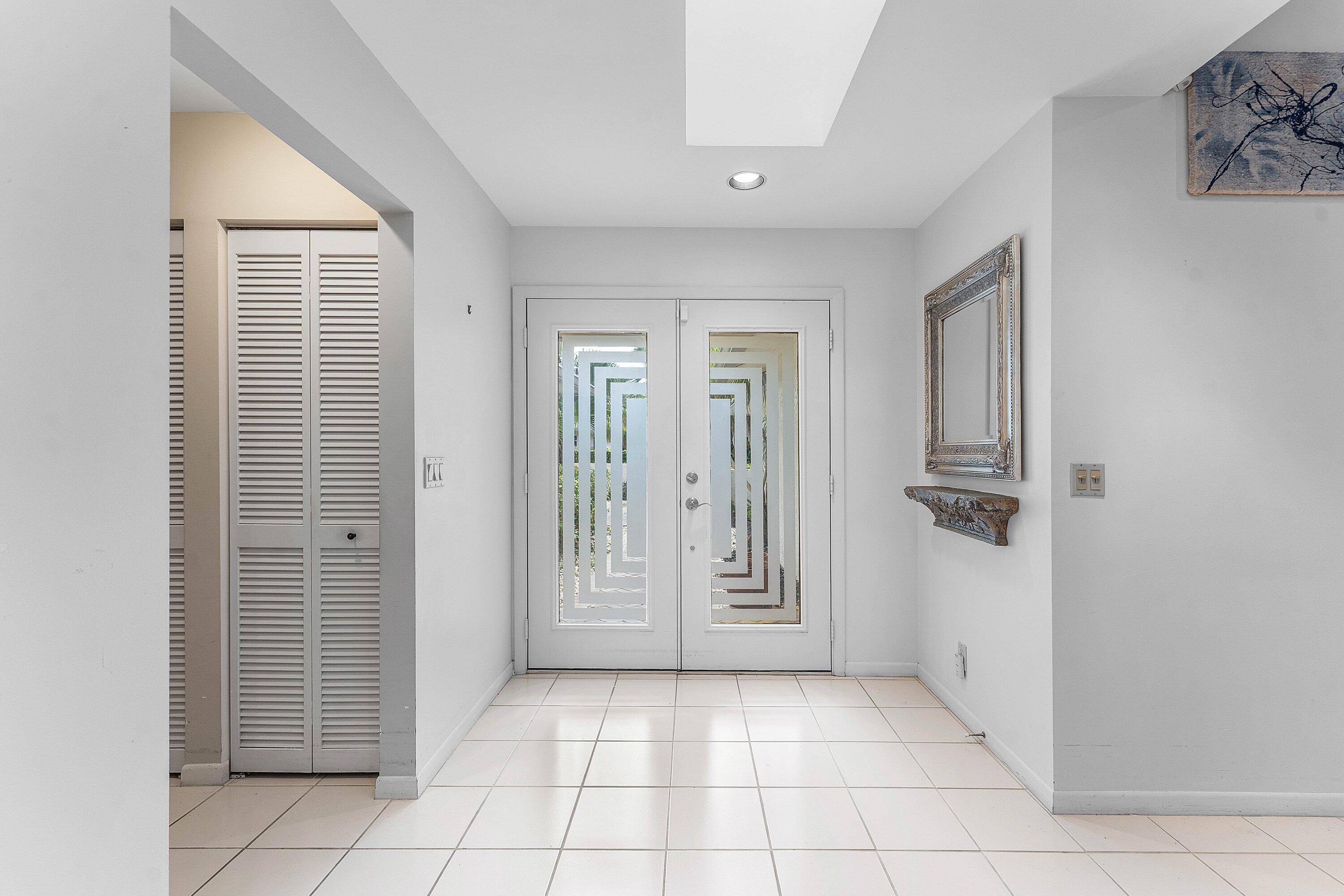 30 Hampshire Lane Boynton Beach, FL 33436 - Photo 6 of 84 006-30HampshireLane-BoyntonBeach-FL-3343