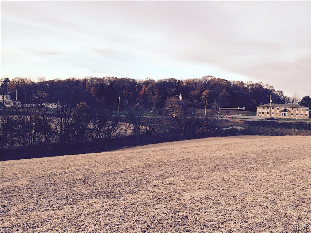 2883 Windy Road Orefield, PA 18069 - Photo 5 of 6 Gallery Image 5