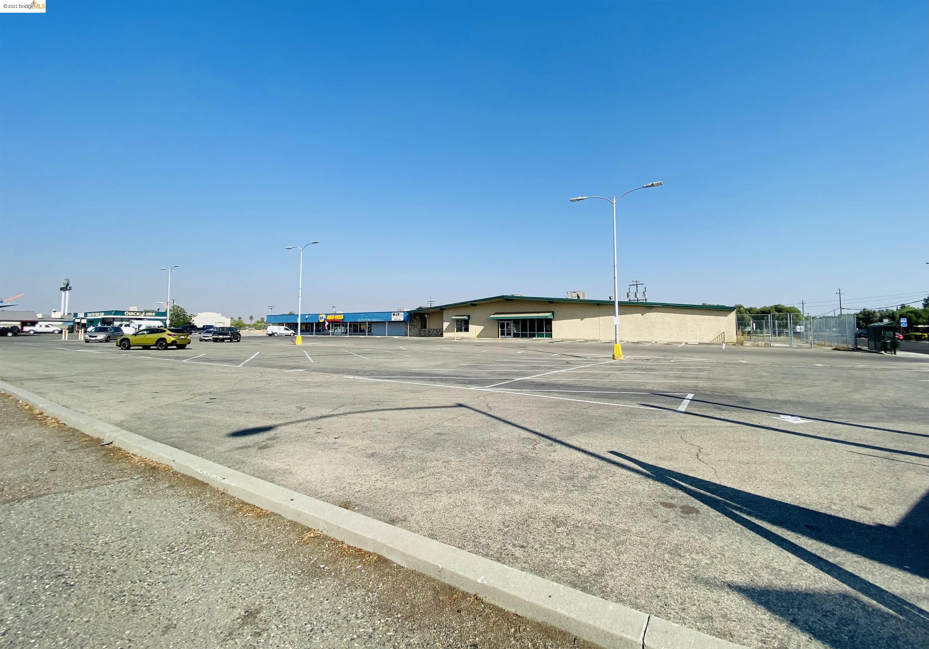 2020 Solano St, Corning, CA 96021 | Compass