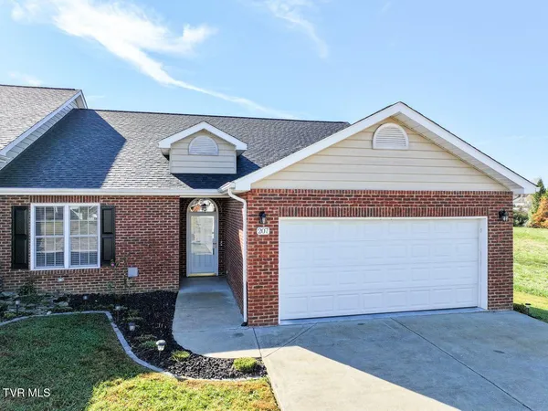 $340,000 | 207 Planters Row, Unit B3, Greeneville, TN 37745