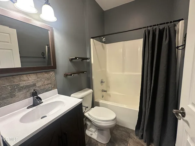 $370,000 | 207 Planters Row, Unit B3, Greeneville, TN 37745