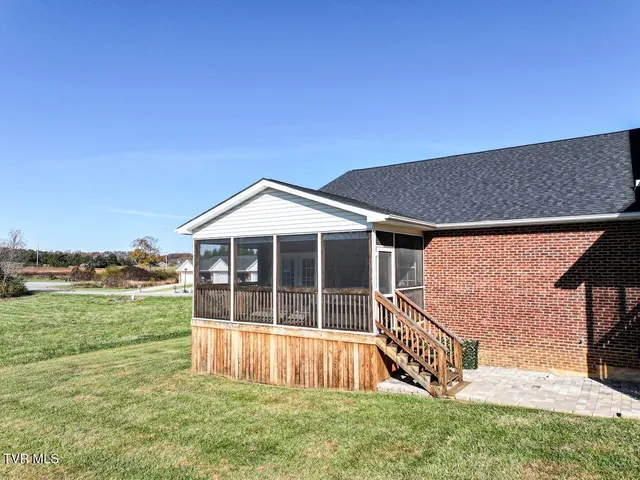 $370,000 | 207 Planters Row, Unit B3, Greeneville, TN 37745