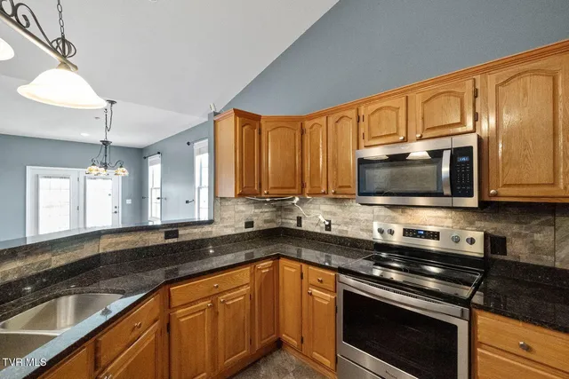 $370,000 | 207 Planters Row, Unit B3, Greeneville, TN 37745