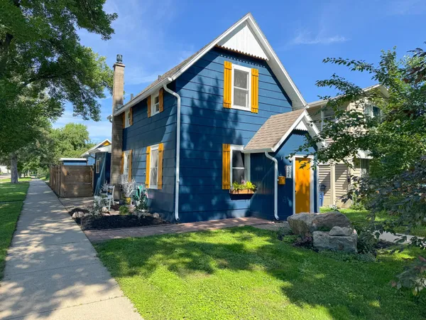 $129,900 | 624 South Oak Street, Fergus Falls, MN 56537