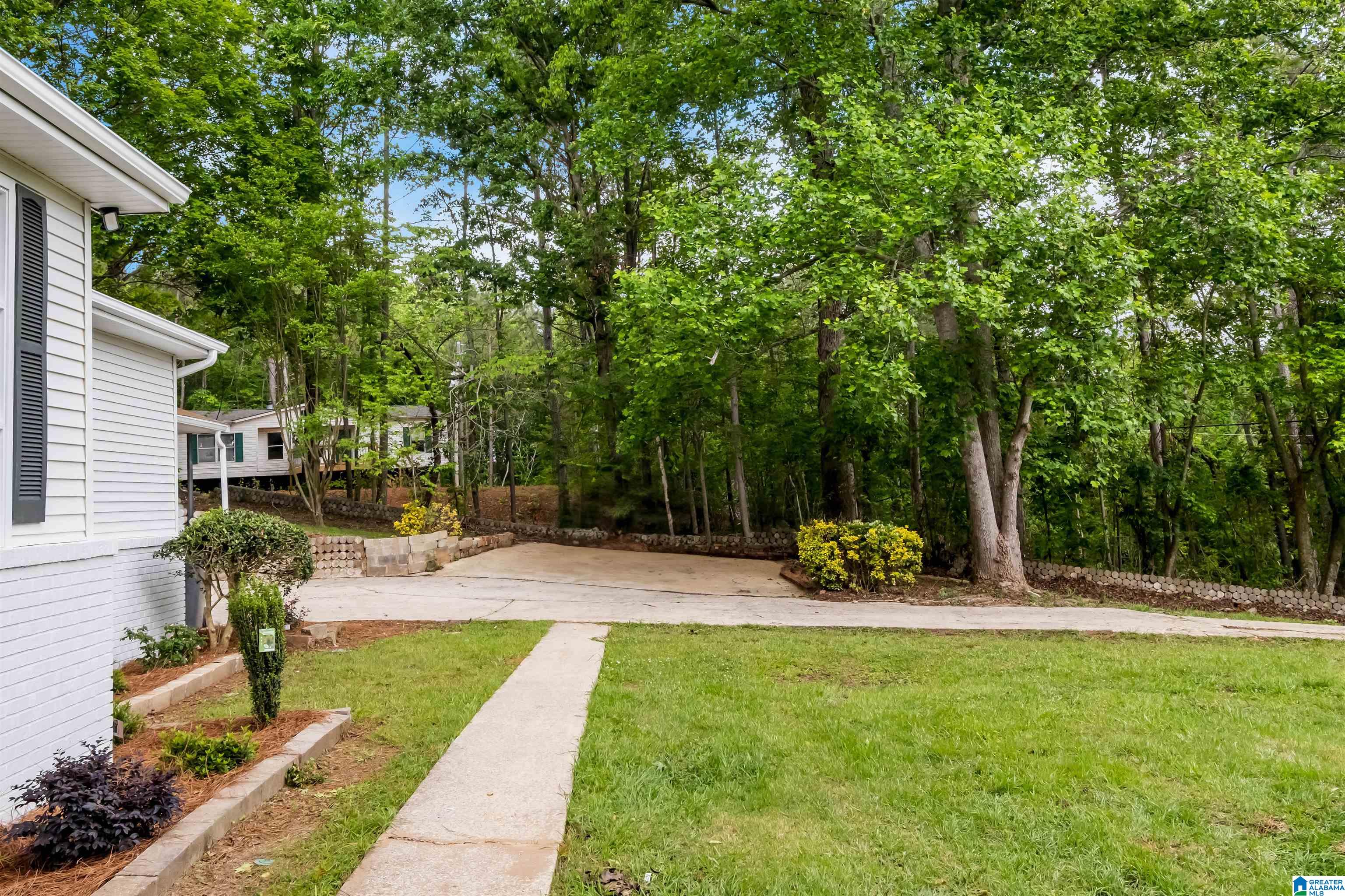 8080 Cavern Road Trussville, AL 35173 - Photo 7 of 39