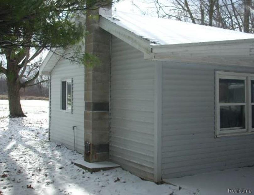 5786 Church Road Bancroft, MI 48414 - Photo 2 of 10 2.jpg