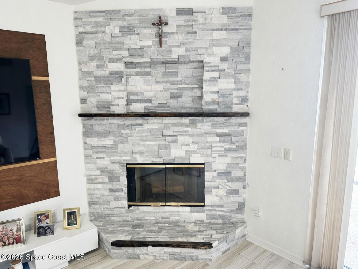 704 Carriage Hill Road Melbourne, FL 32940 - Photo 20 of 59 Fireplace