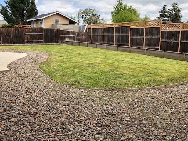 226 Ridgeway Avenue Central Point, OR 97502 - Photo 27 of 31 Additional Photo