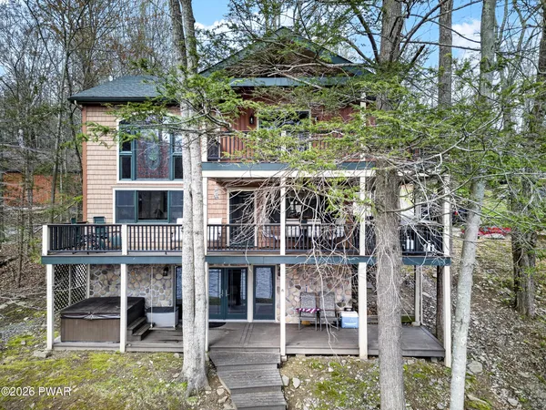$1,700,000 | 134 North Lake Loop, Lake Ariel, PA 18436