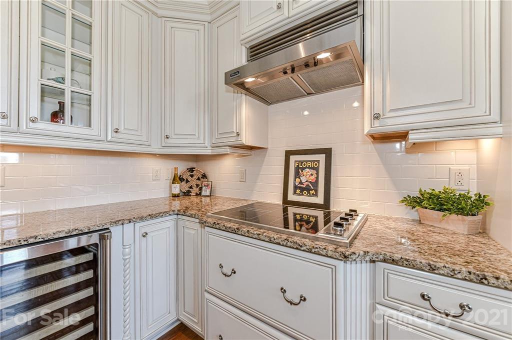 2823 Providence Road, Unit 342 Charlotte, NC 28211 - Photo 18 of 47 Gallery Image 18