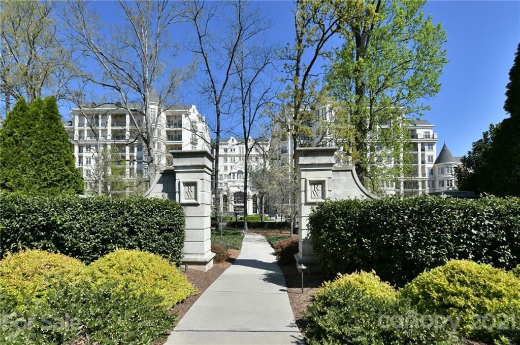 2823 Providence Road, Unit 342 Charlotte, NC 28211 - Photo 3 of 47 Gallery Image 3