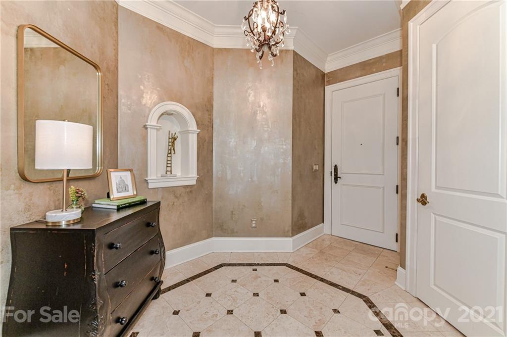 2823 Providence Road, Unit 342 Charlotte, NC 28211 - Photo 6 of 47 Gallery Image 6