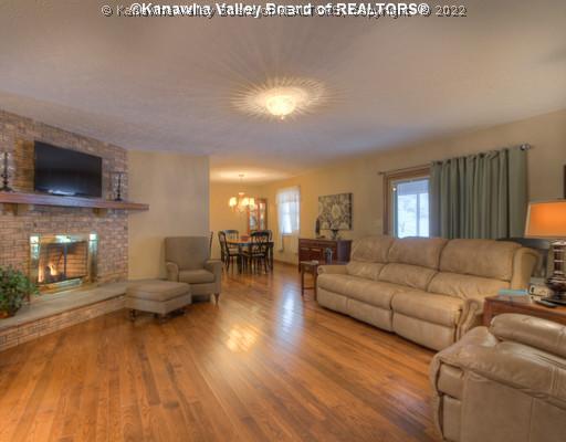 205 Forrest Road Hurricane, WV 25526 - Photo 2 of 16 Den/Family/Great Room.