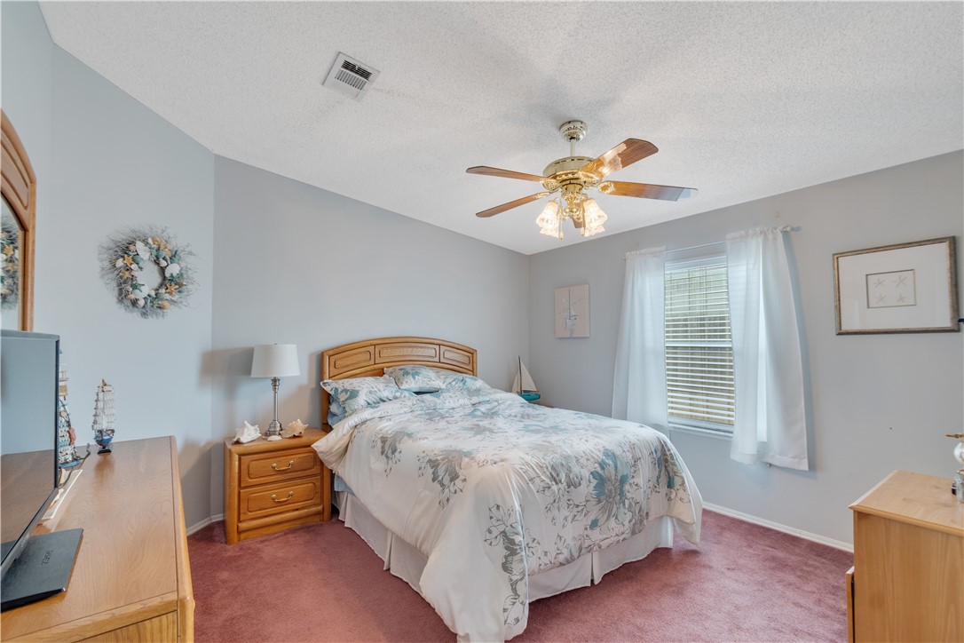 7669 Chasta Road, Unit 13 Sebastian, FL 32976 - Photo 20 of 34