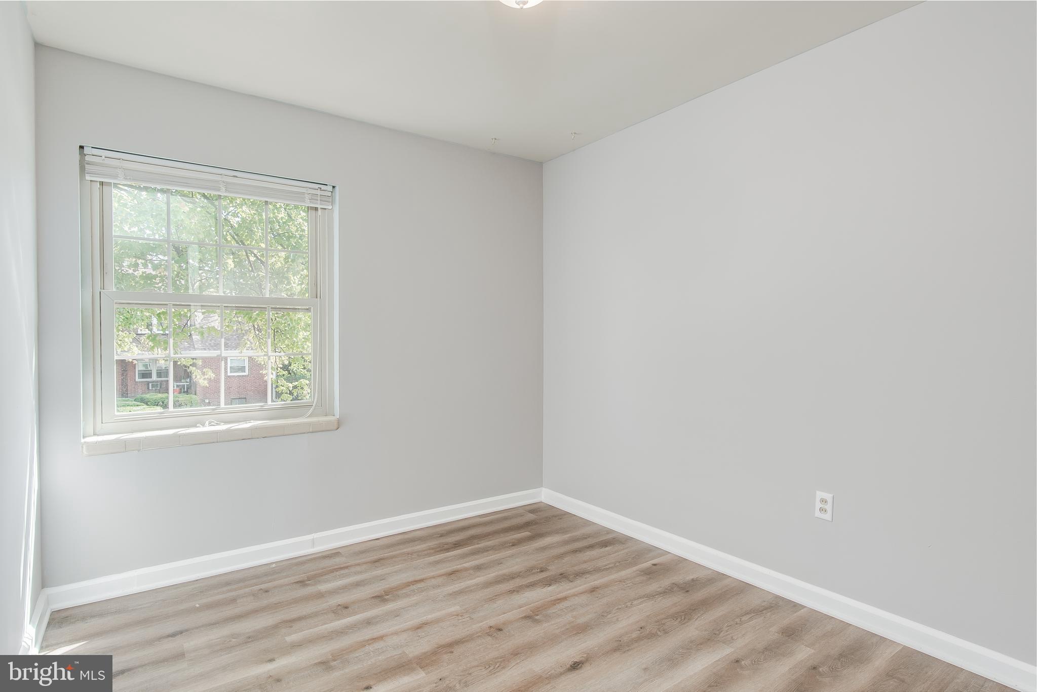619 Biggs Avenue Frederick, MD 21702 - Photo 29 of 39 2nd floor apartment bedroom 1