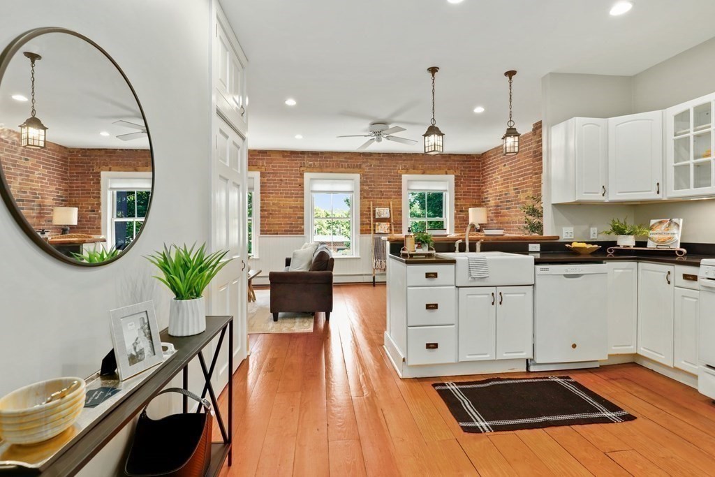 200 West Springfield Street, Unit 3 Boston, MA 02118 - Photo 12 of 30 Gallery Image 12
