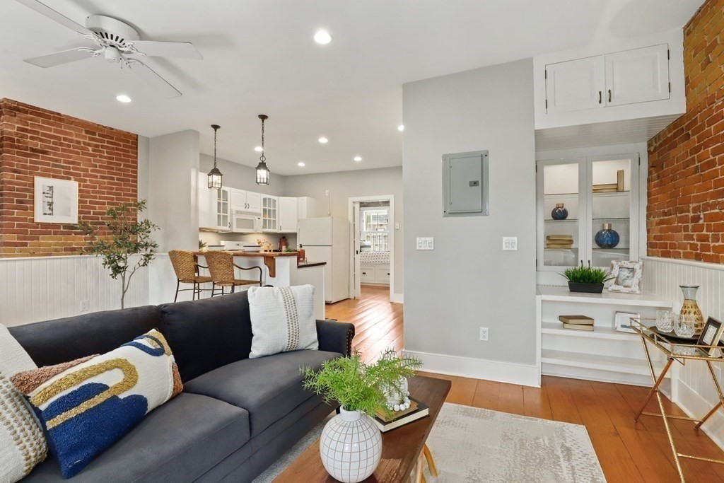 200 West Springfield Street, Unit 3 Boston, MA 02118 - Photo 14 of 30 Gallery Image 14