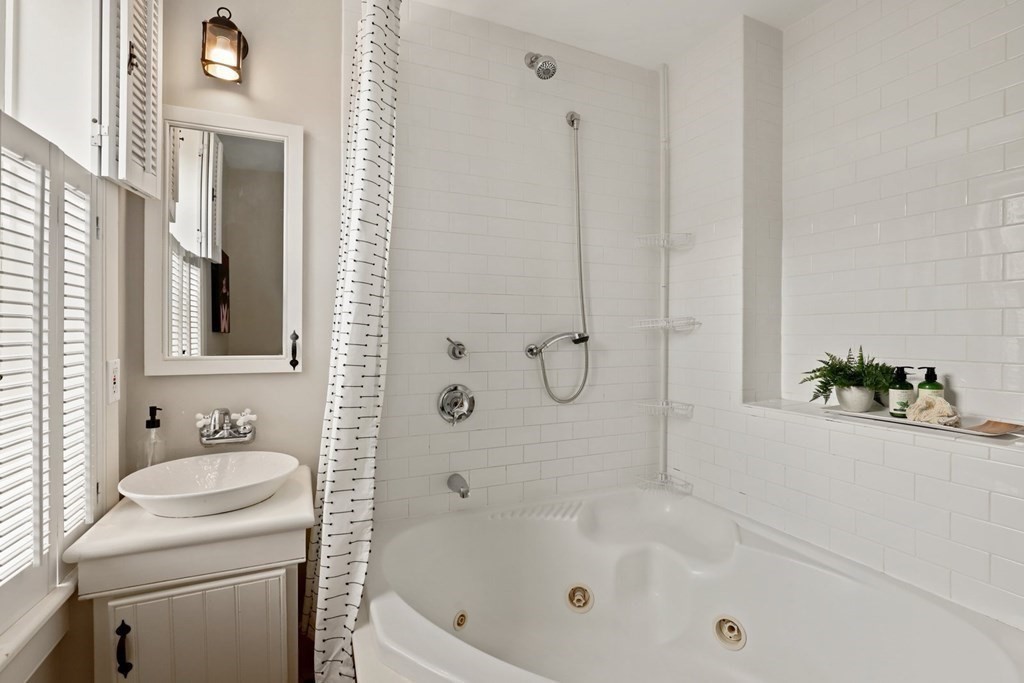200 West Springfield Street, Unit 3 Boston, MA 02118 - Photo 25 of 30 Gallery Image 25