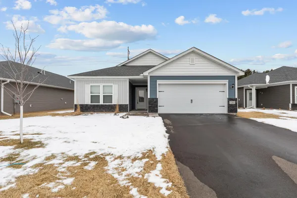 $417,000 | 5381 395th Street, North Branch, MN 55056