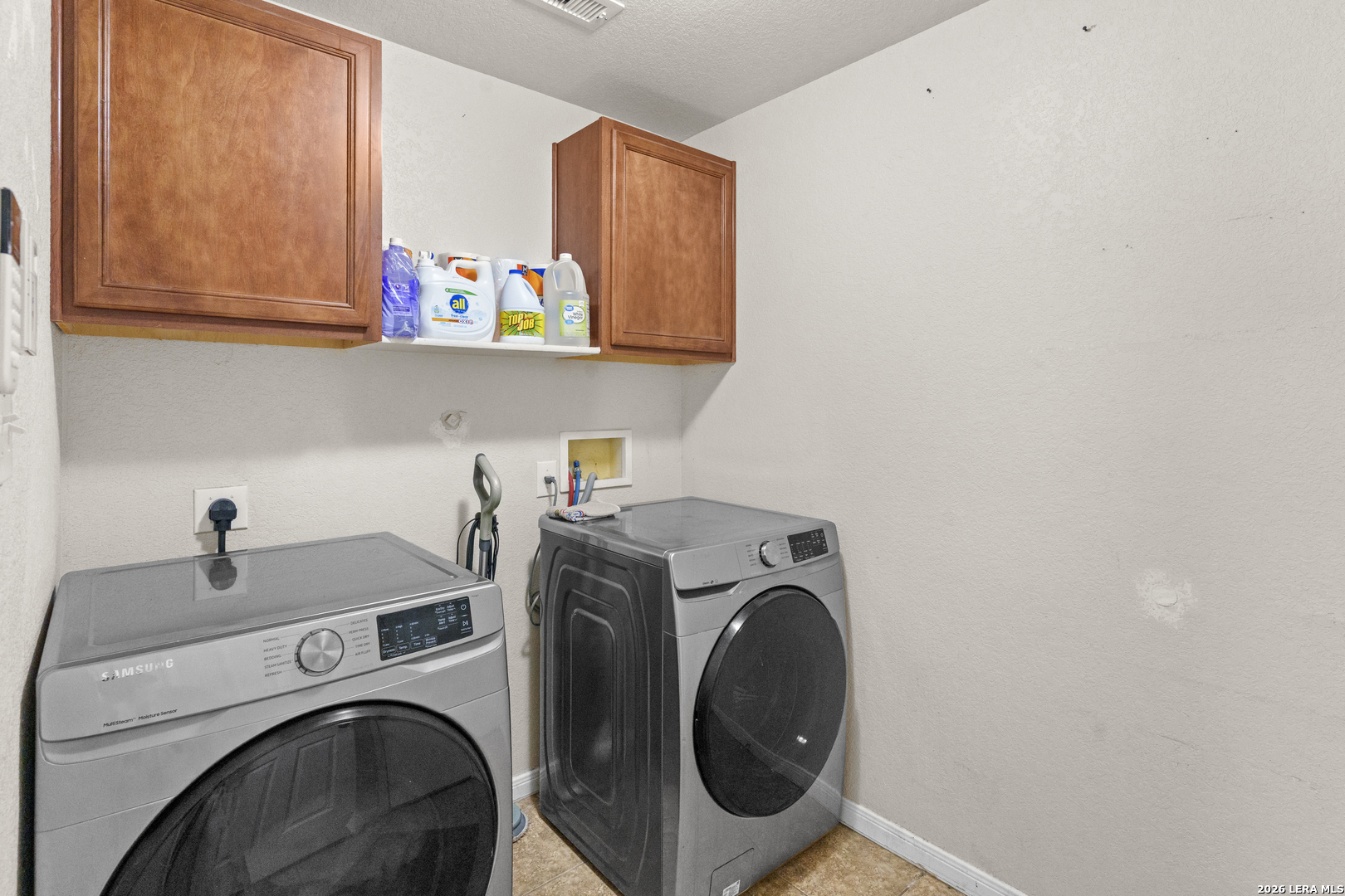 101 Springtree Way Cibolo, TX 78108 - Photo 11 of 29