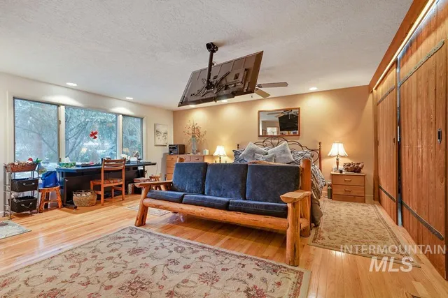 $699,999 | 9518 Scorpio Street, Boise, ID 83709