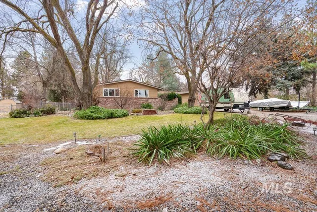 $699,999 | 9518 Scorpio Street, Boise, ID 83709