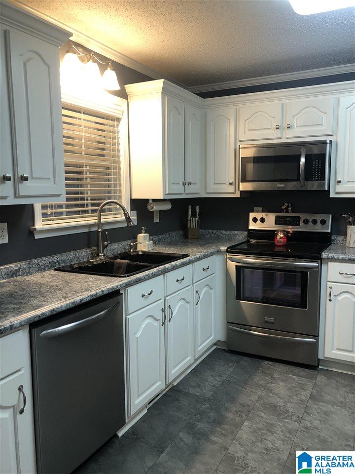 10915 Middle Coaling Road Cottondale, AL 35453 - Photo 7 of 42