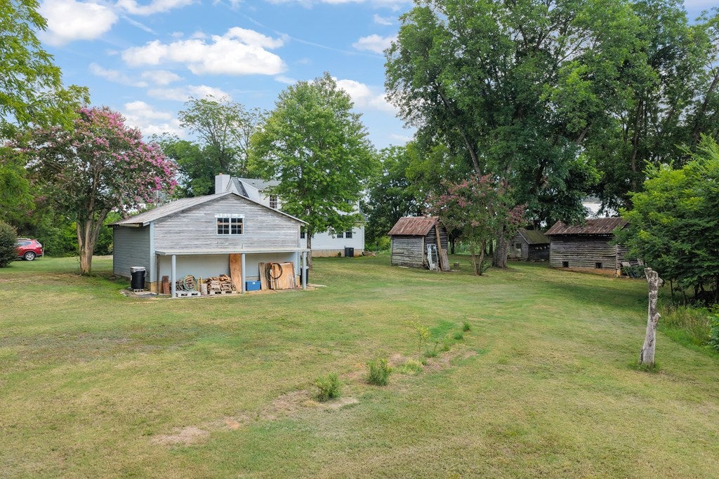 1165 Hackberry Road Sutherlin, VA 24594 - Photo 10 of 50 Gallery Image 10