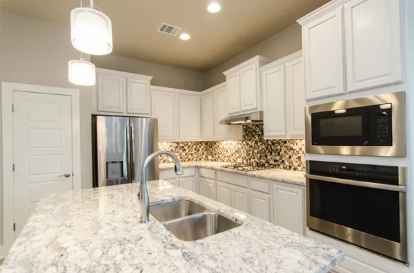 $2,950 | 961 Centerra Hills Circle, Round Rock, TX 78665