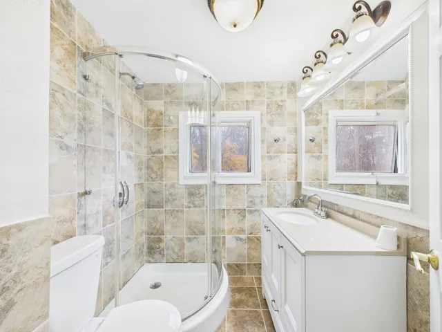 $325,000 | 120 Celia Drive, Waterbury, CT 06705