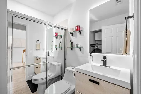 $645,000 | 22627 Meridiana Drive, Boca Raton, FL 33433