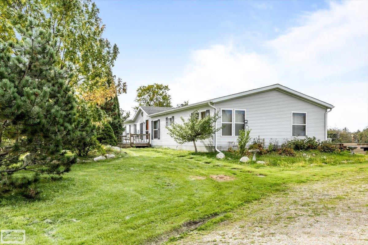 8143 Gibbons Road Jeddo, MI 48032 - Photo 47 of 50 50124636-47.JPG