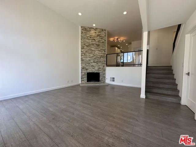 $780,000 | 5307 Wilkinson Avenue, Unit 10, Valley Village, CA 91607