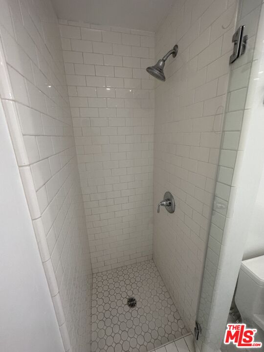 5307 Wilkinson Avenue, Unit 10 Valley Village, CA 91607 - Photo 12 of 29