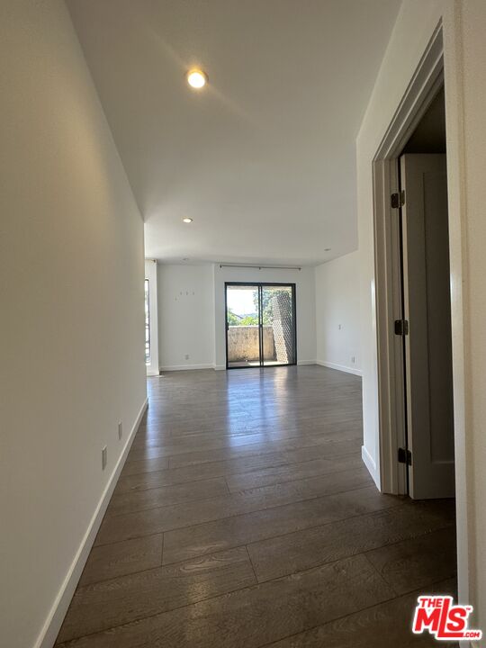 5307 Wilkinson Avenue, Unit 10 Valley Village, CA 91607 - Photo 14 of 29