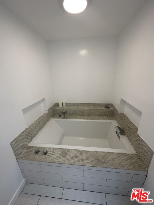 5307 Wilkinson Avenue, Unit 10 Valley Village, CA 91607 - Photo 20 of 29